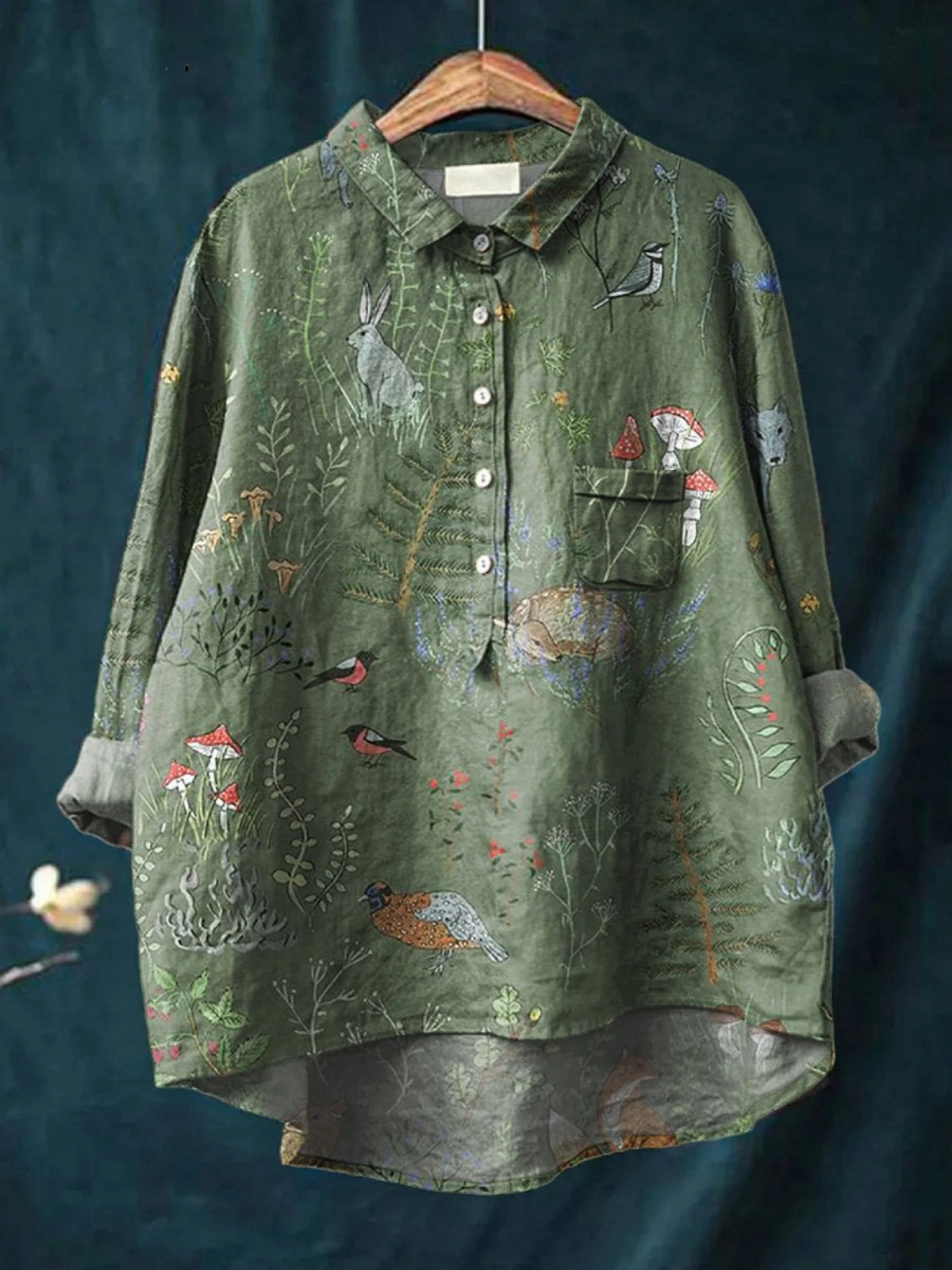 Rose | Afslappet bluse til kvinder med skov- og dyredesign
