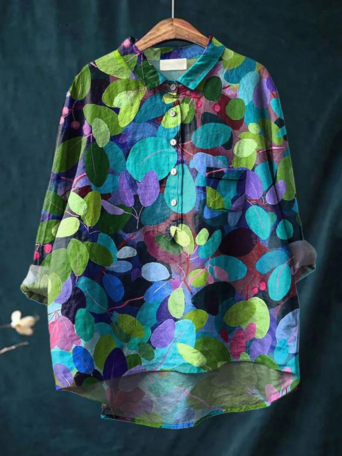 Lotte | Afslappet bluse til kvinder med skovkunstprint