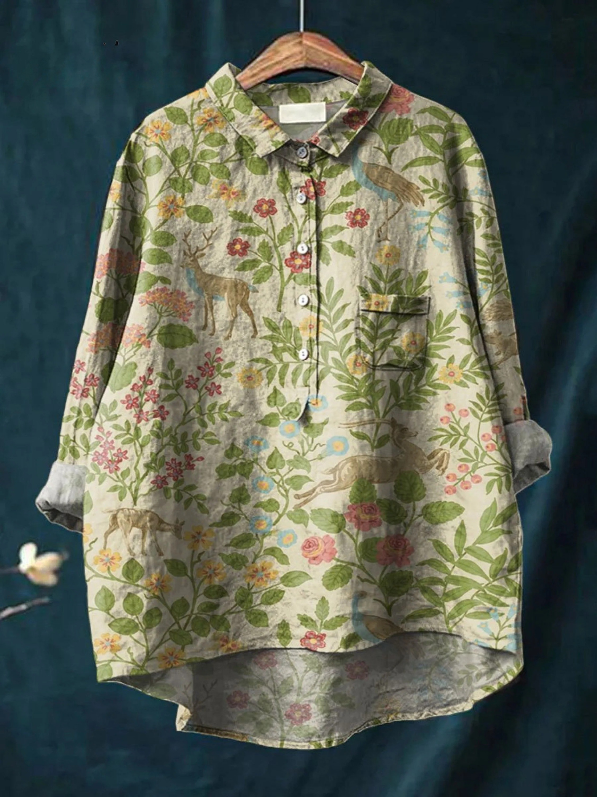 Lotte | Afslappet bluse med vintage blomster- og dyreprint