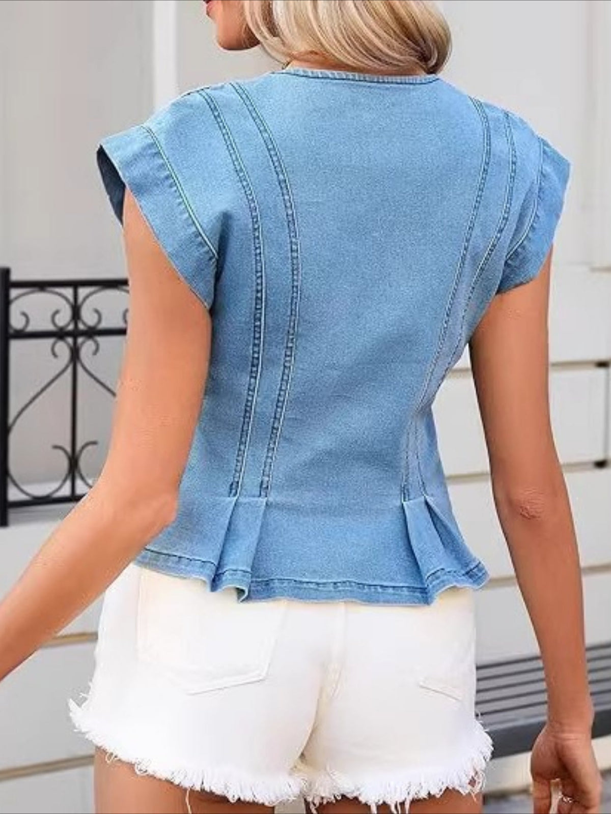 Dorte – Denimtop med V-hals