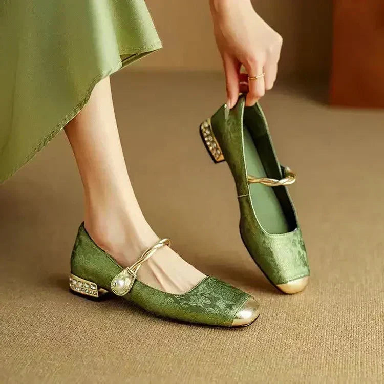 Mette | Elegante sko med remme
