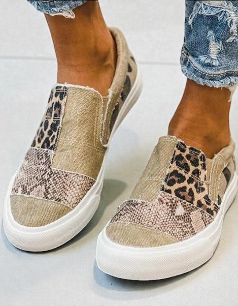 Åsta | Casual canvassko med leopardprint