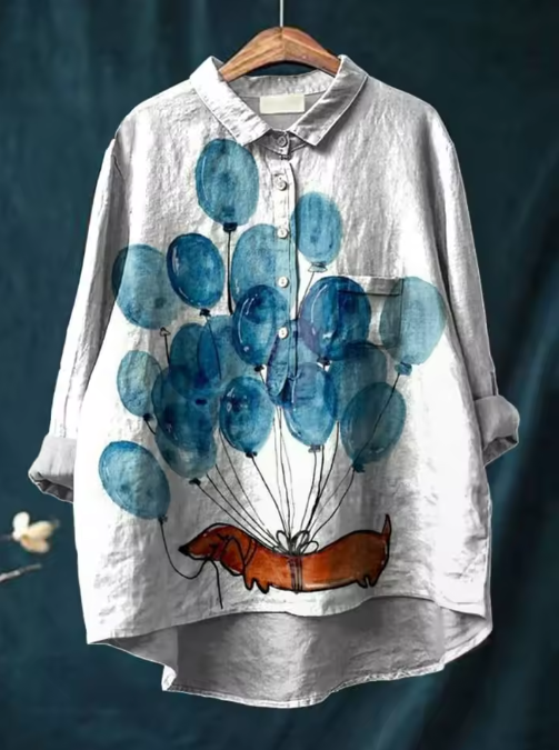 Ida | Afslappet bluse med kunstnerisk ballon- og hundedesign