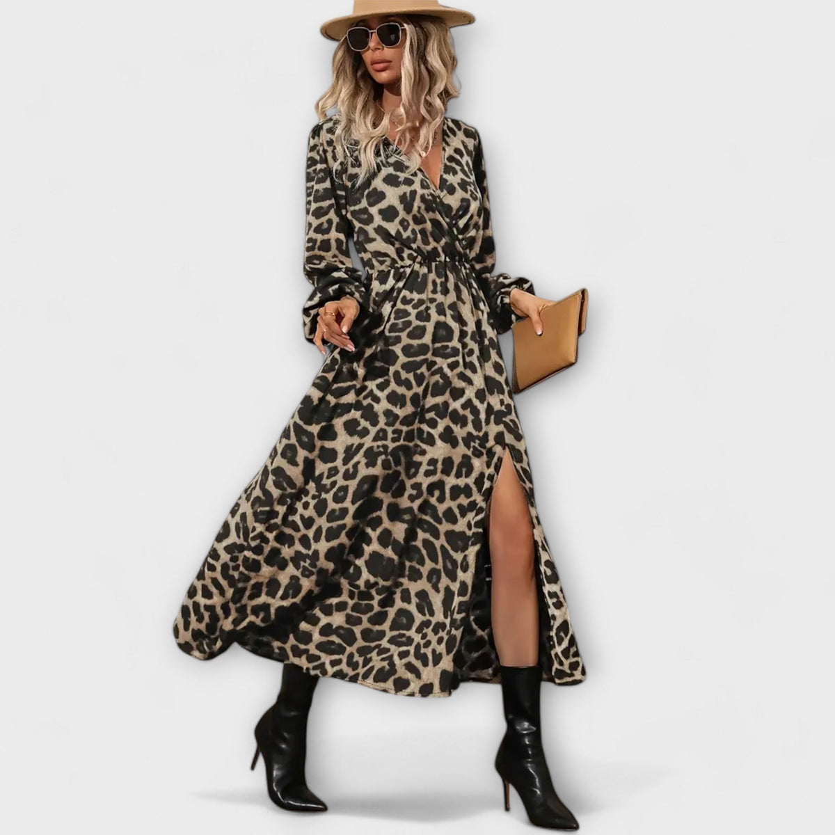 Gunnhild – Stilfuld kjole med leopardprint
