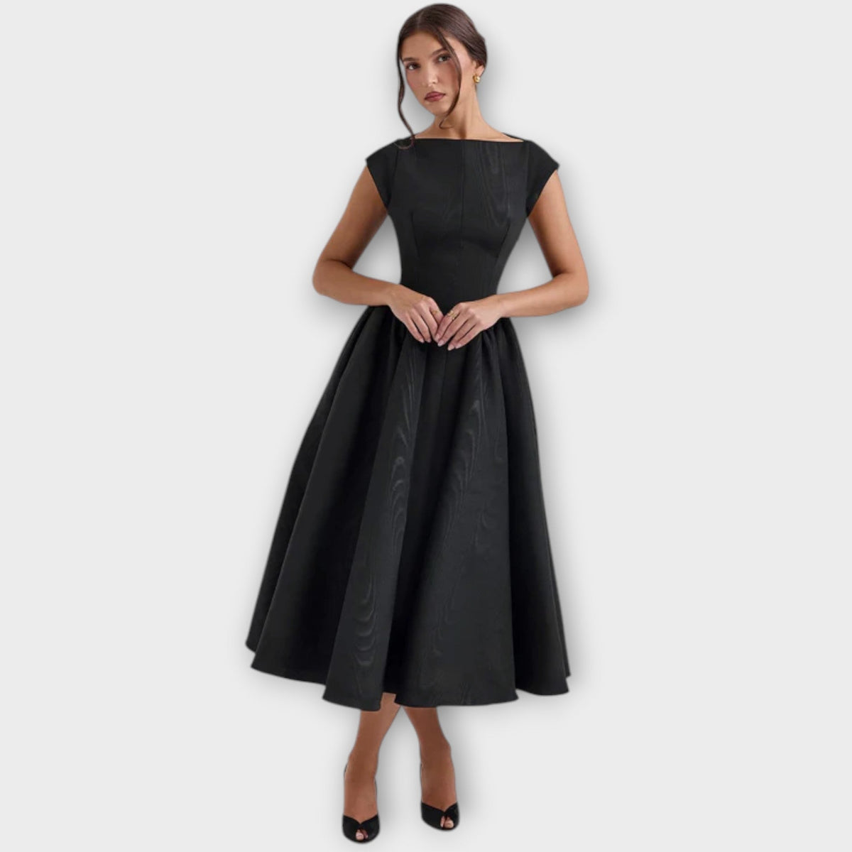 Victoria – Stilfuld midikjole