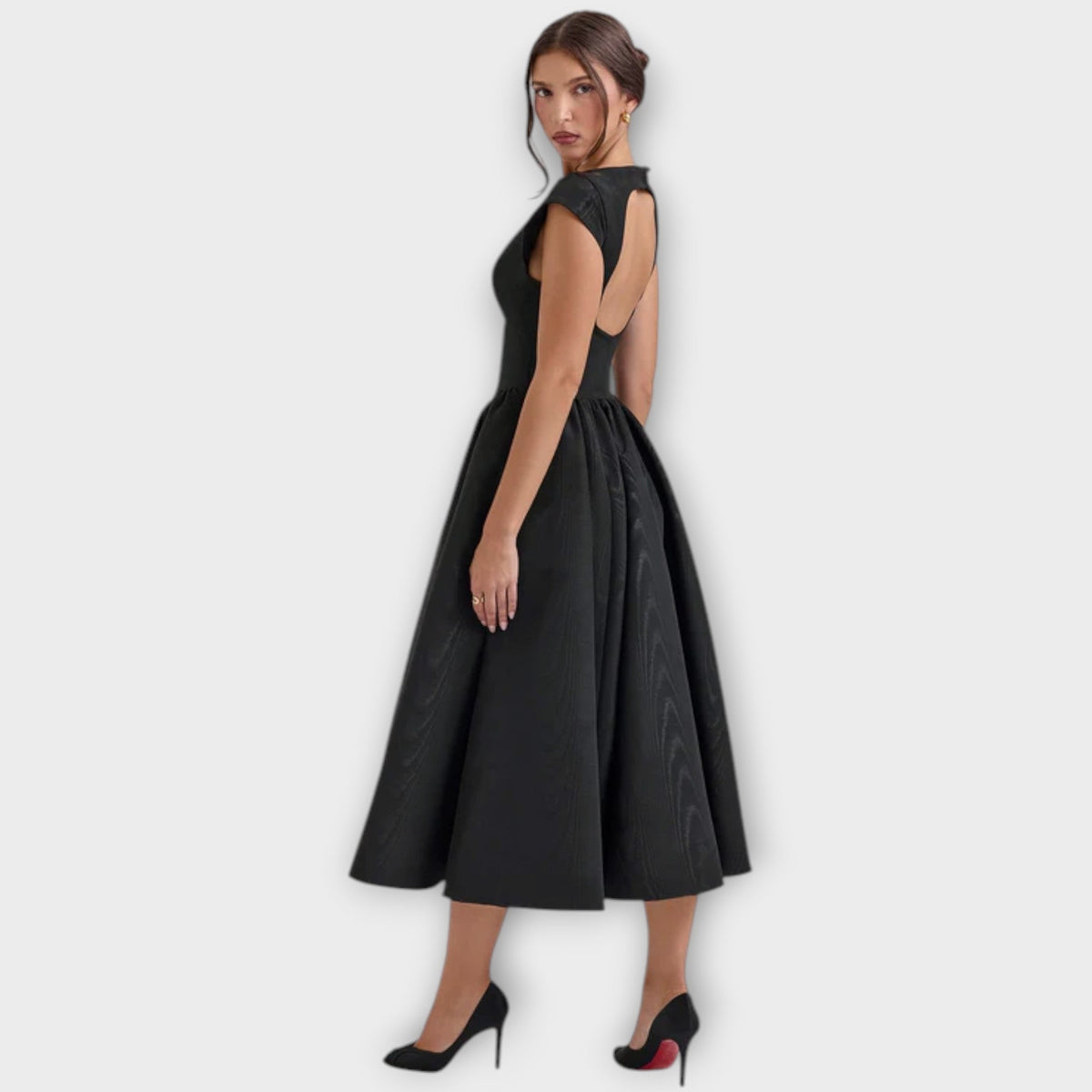 Victoria – Stilfuld midikjole