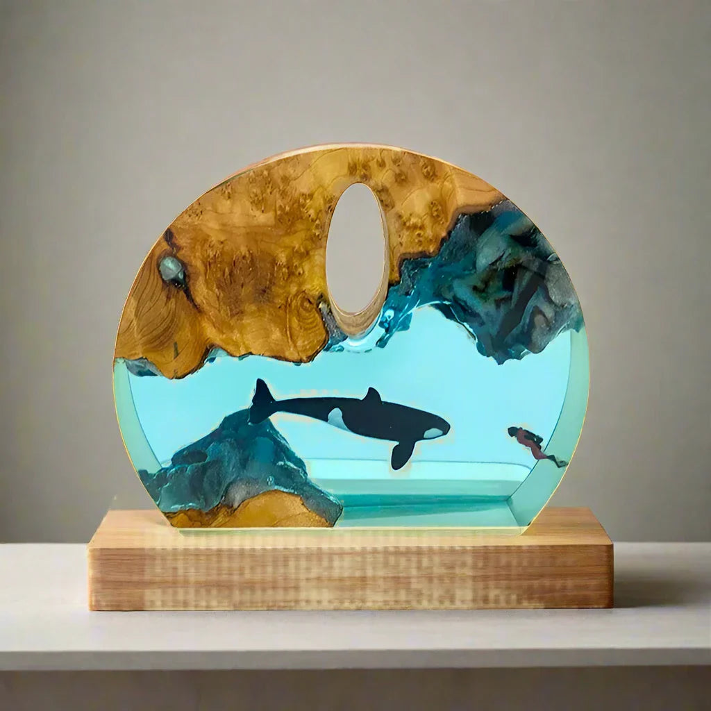 Resin Bordlampe – Orca Diver