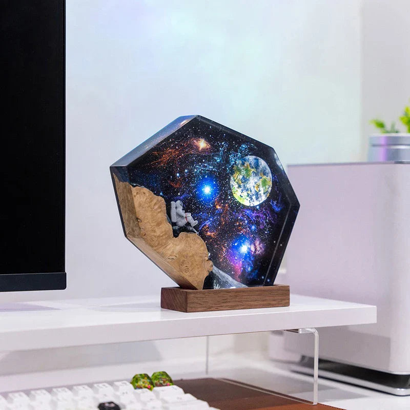 Resin Bordlampe – Moon