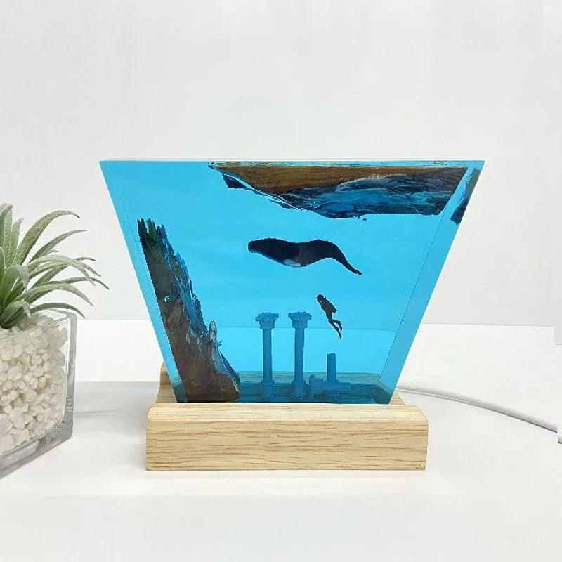 Resin Bordlampe – Ocean Whale