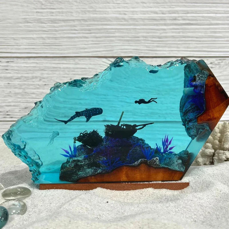 Resin Bordlampe – Shark Diver Shipwreck
