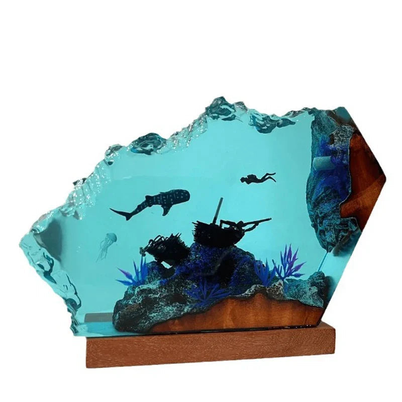 Resin Bordlampe – Shark Diver Shipwreck