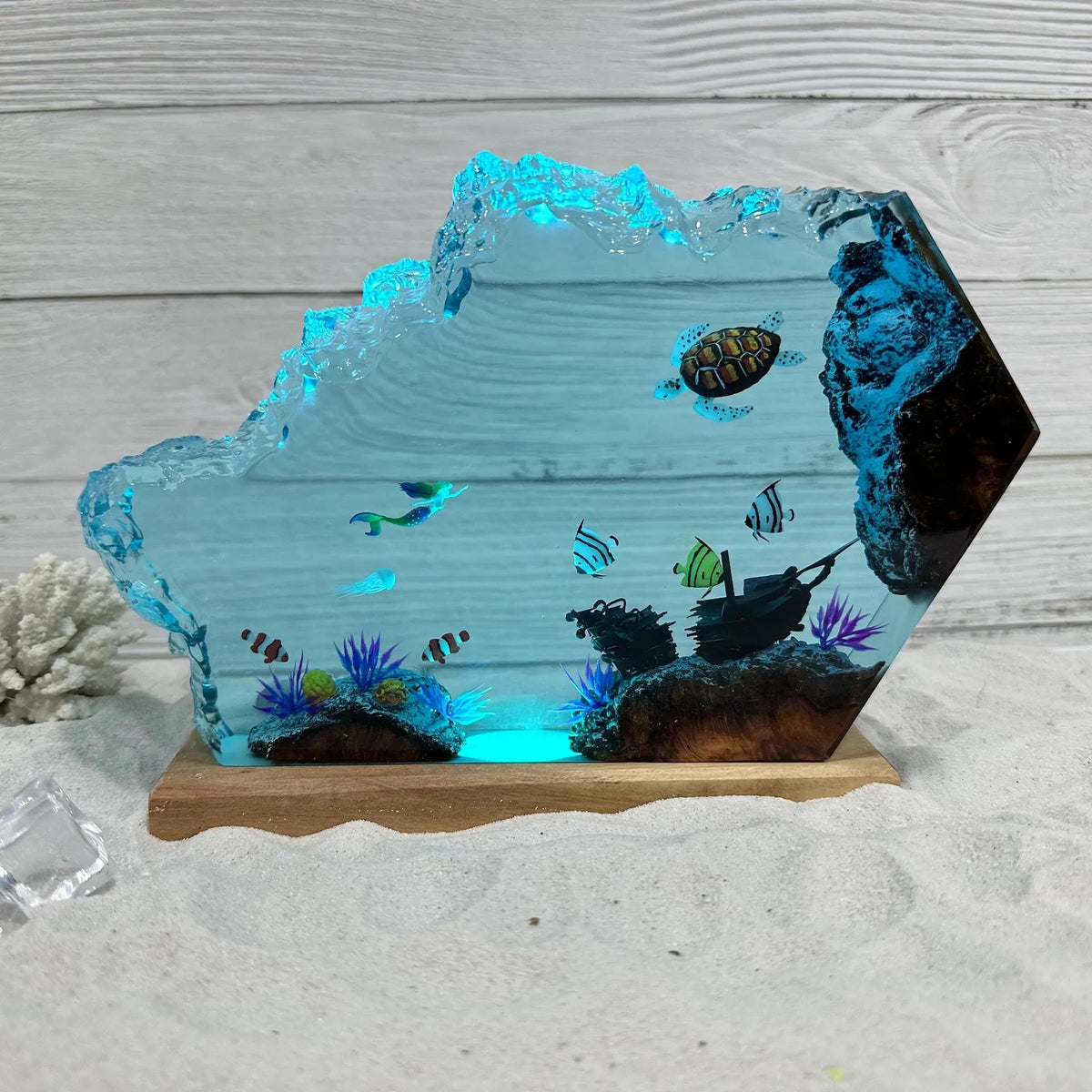 Resin Bordlampe – Shark Diver Shipwreck