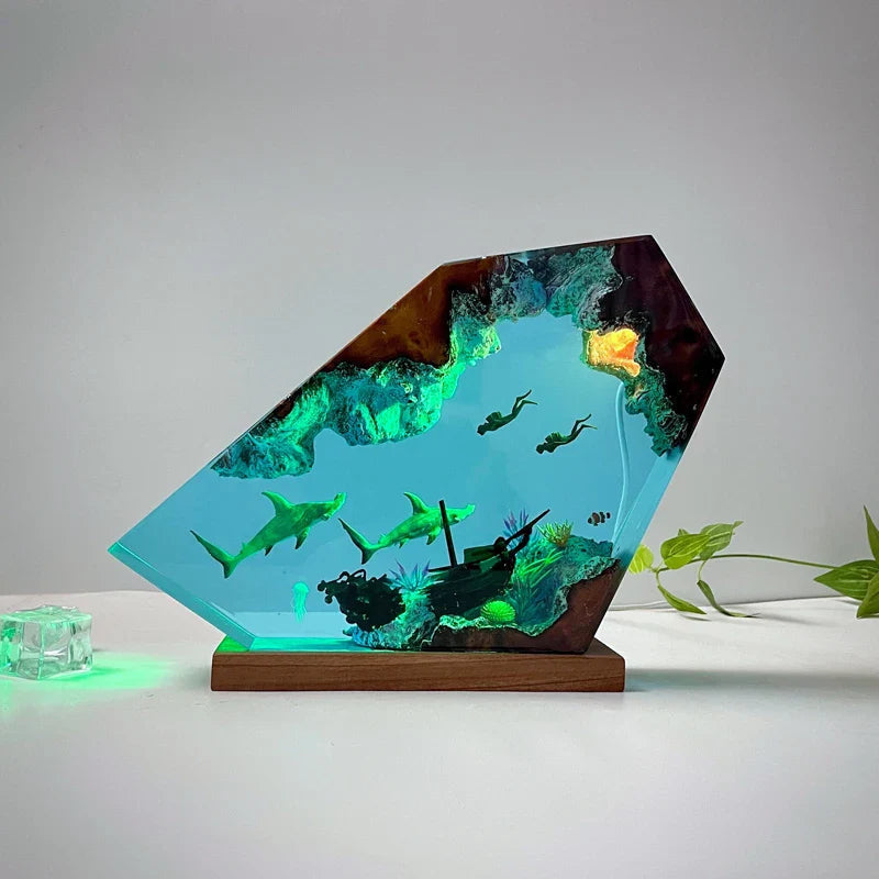 Resin Bordlampe – Sharks and Divers Shipwreck