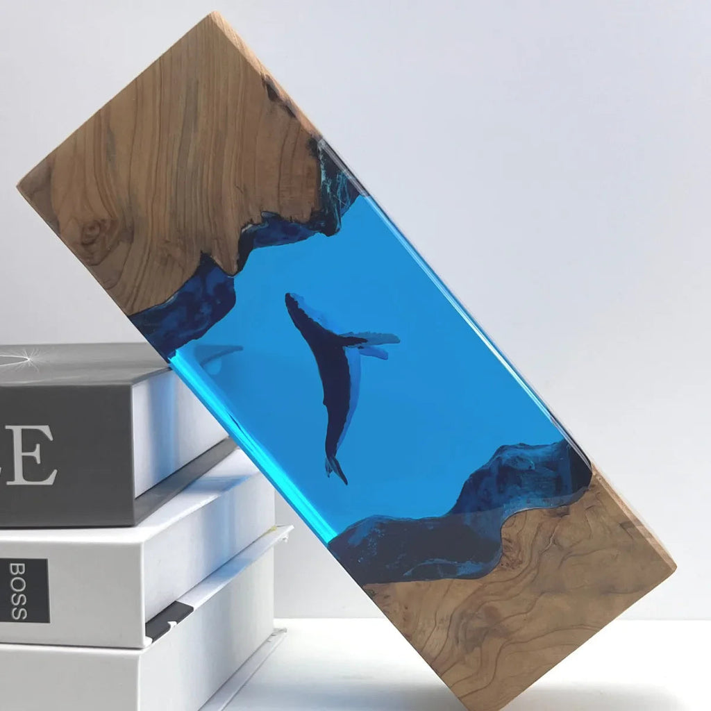Resin Bordlampe – Whale Diver Triangle