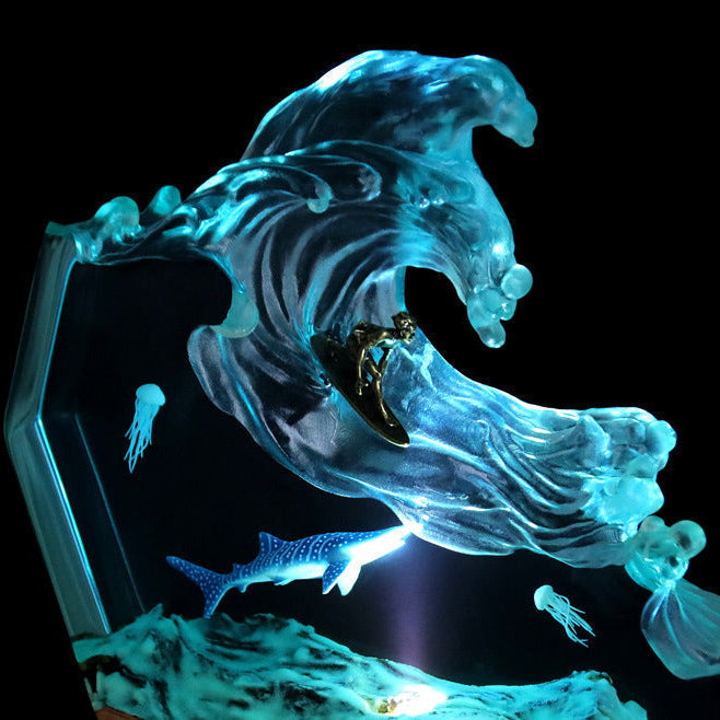 Resin Bordlampe – Wave Shark