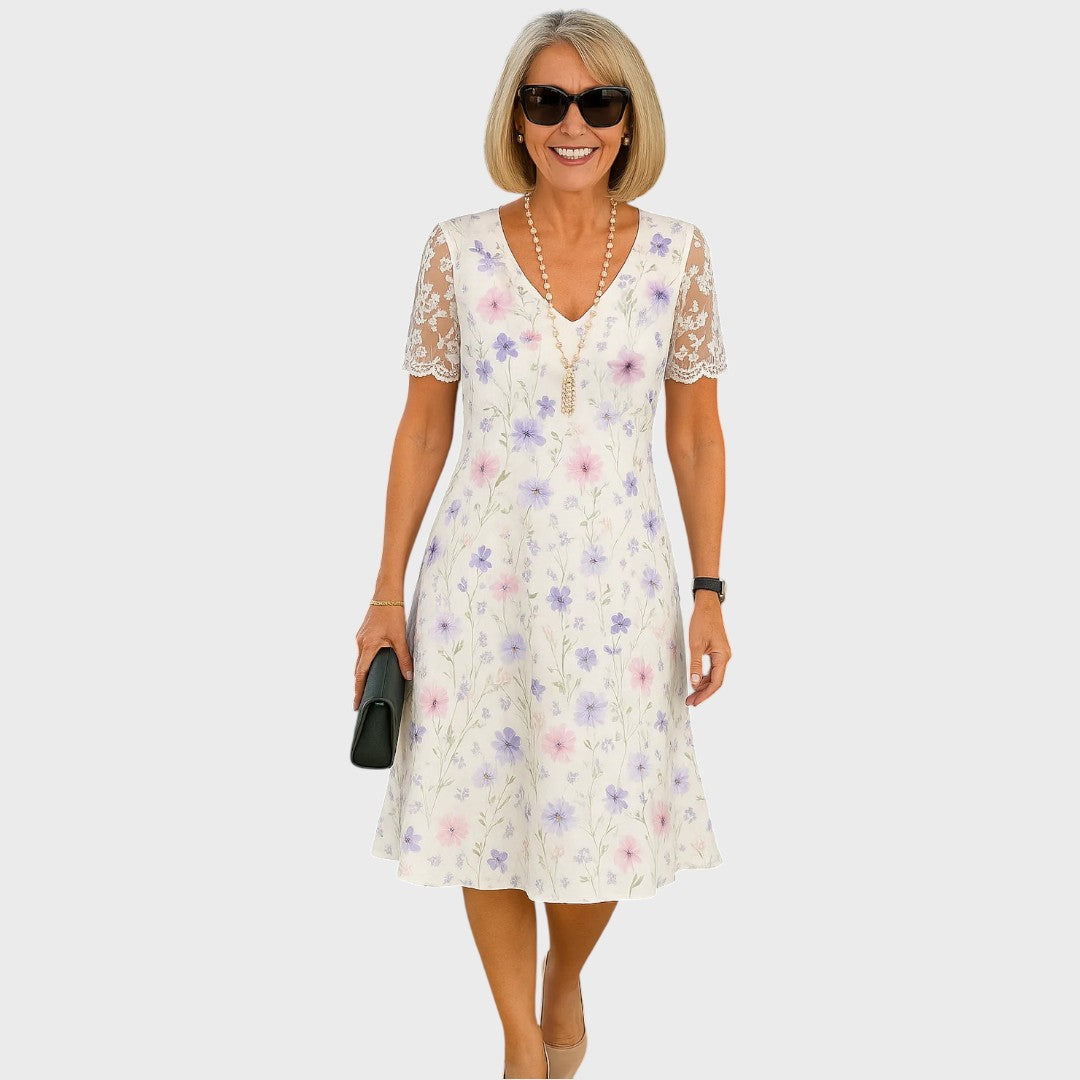 Laura | Elegant midikjole med blondedetaljer