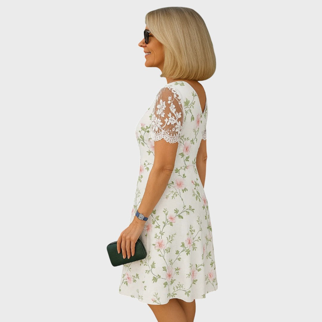 Laura | Elegant midikjole med blondedetaljer
